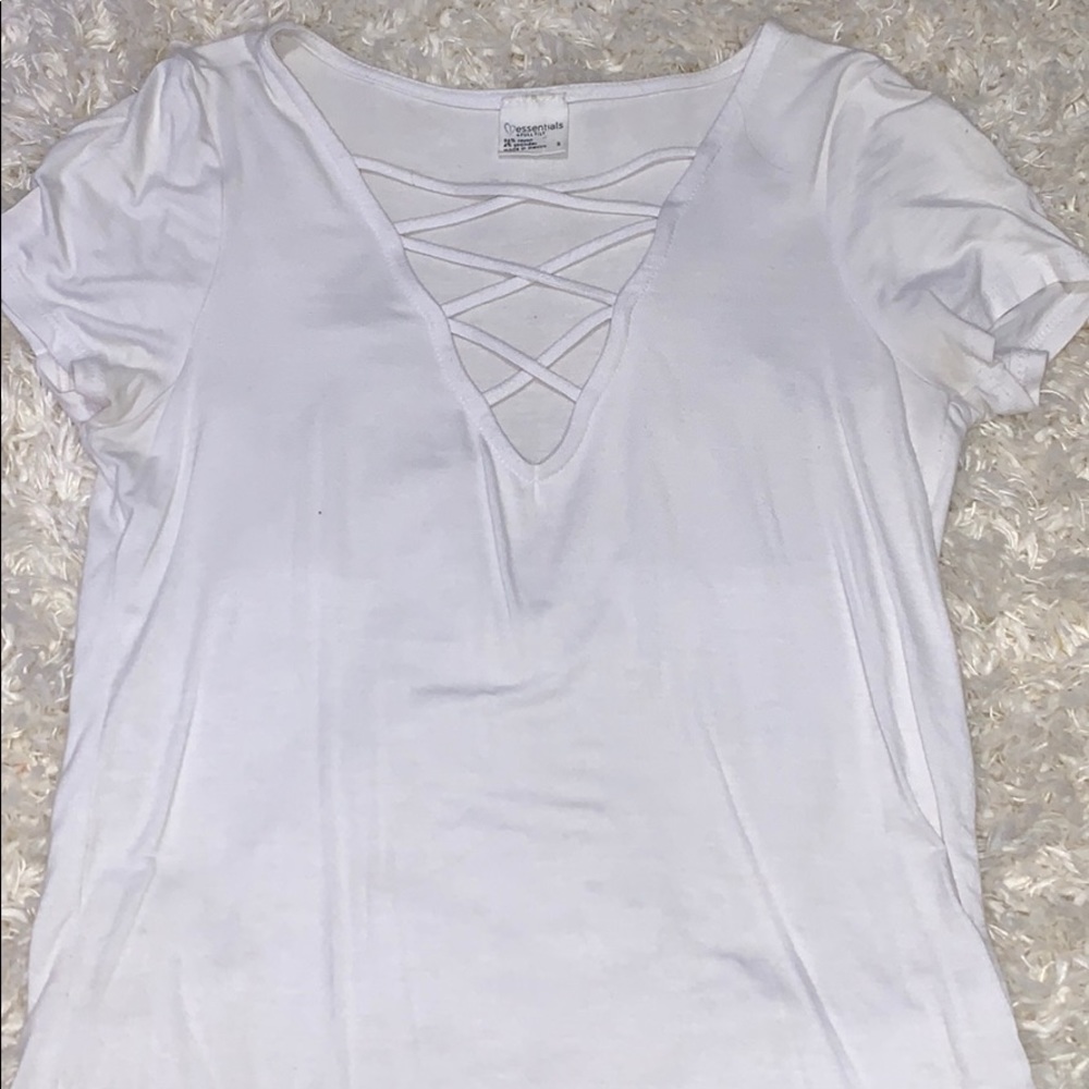 Tillys crossed front tee